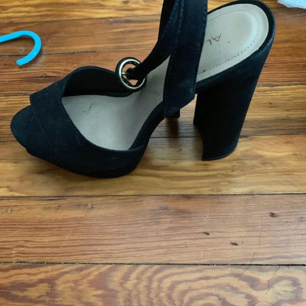 Aldo black heels